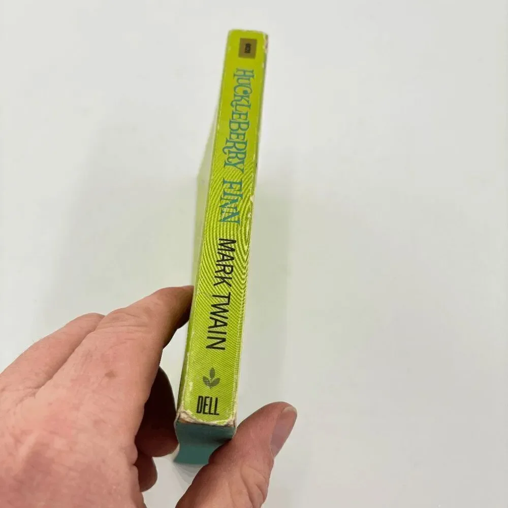 The Adventures of Huckleberry‎ Finn by Mark Twain (1965, Paperback) dell pub